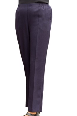  Brandtex bukser med elastik i taljen i marine blå til damer. Model Anna med rummelig pasform. Lunt stof